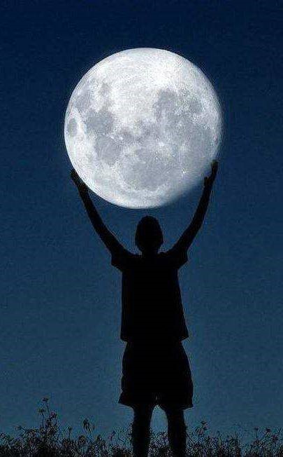 摘月亮——坚定理想信念